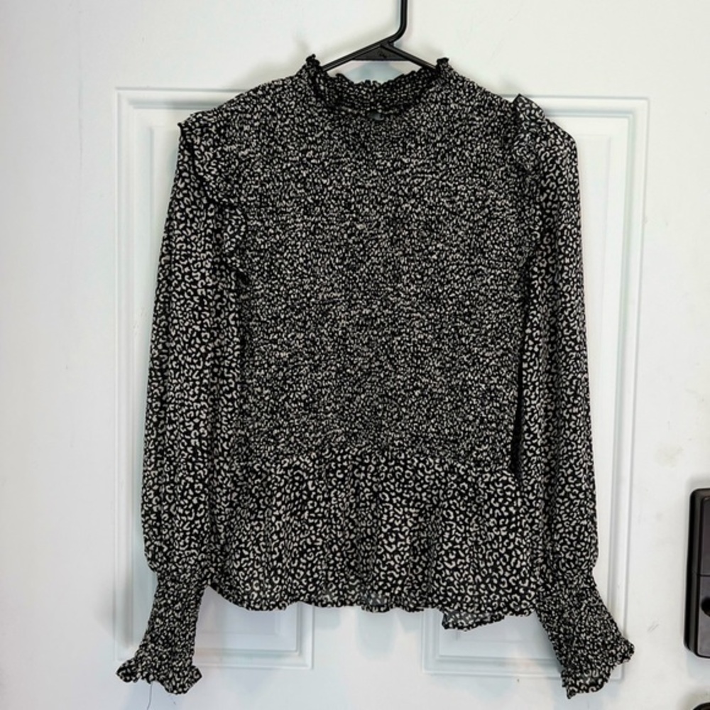 In Loom Anthropologie smocked neck Small black white blouse